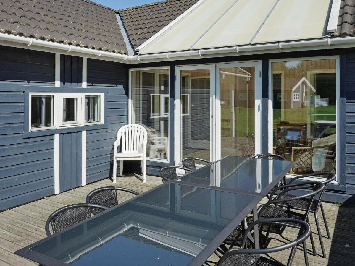 12 Person Holiday Home In Aakirkeby Vester Somarken 외부 사진